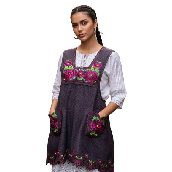 Mexican Folkloric apron embroidered  one of a kind HEART pockets - Picture 8 of 10